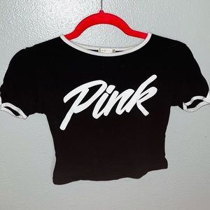 cropped black and white shirt “PINK”